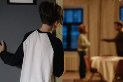 Romania realizeaza un pas istoric femicidul este definit pentru prima oara in legislatie