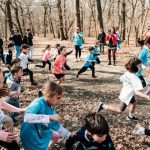 Sibienii sprijina mamele abuzate si copiii invitatie la un cros caritabil in Padurea Sopa