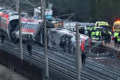 Un roman printre raniti in accidentul feroviar din Spania aproape 40 de persoane au decedat