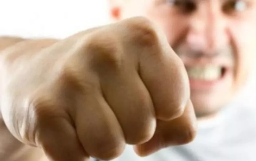 scandal intr un apartament din sibiu un barbat plasat sub control judiciar