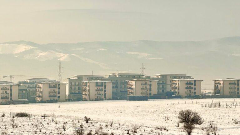 vreme rece pana in februarie ninsori izolate in tara