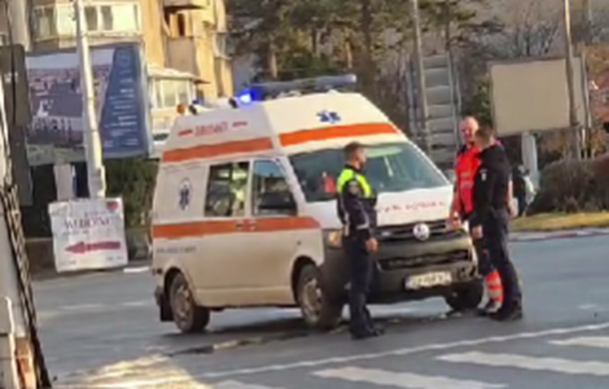 Accident in rondul de pe strada Constiintiei video