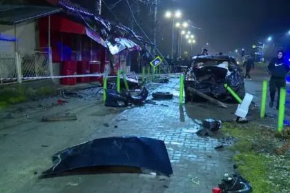 Accident spectaculos in Ilfov O masina a sarit peste un sens giratoriu video