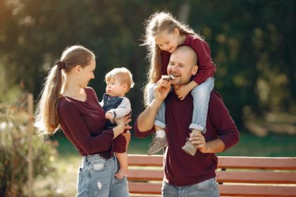 Anunt esential pentru toti parintii cu doi copii noua facilitate stabilita de Guvern