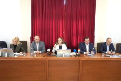 Ce sanse are noul spital judetean din Sibiu Cimpean Am gasit 3 solutii Una dintre ele este un parteneriat public privat video