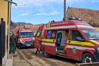 Cum se simte muncitorul prins sub un mal de pamant la Buia este in continuare internat la spital