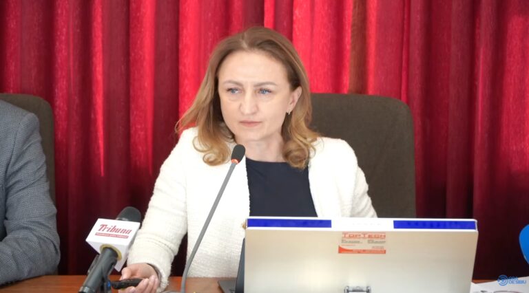 Daniela Cimpean dupa intalnirea cu Ministrul Sanatatii referitoare la noul spital judetean Am parasit biroul plangand