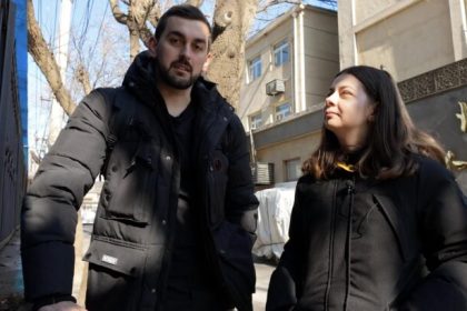 Doi turisti romani interzisi in Rusia pana in 2076 Ne au dezbracat si ne au escortat ca pe niste infractori