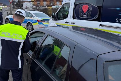 Dubla ilegalitate in trafic la volanul unei masini neinmatriculate si fara permis de conducere valabil