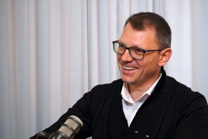 Interviu cu primarul din Raul Sadului se va infiinta un muzeu al laninii si va fi inaugurata o ruta a caselor traditionale video