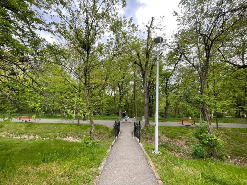 Intretinerea parcurilor din Sibiu se ridica la aproape 10 milioane lei contractul este pe o durata de 3 ani