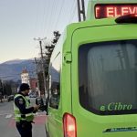 Microbuze scolare controlate in intreg judeul Sibiu politia a aplicat amenzi si a suspendat un permis de conducere
