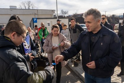 Primarul Mediasului a predat cheile pentru inca 49 de locuinte sociale