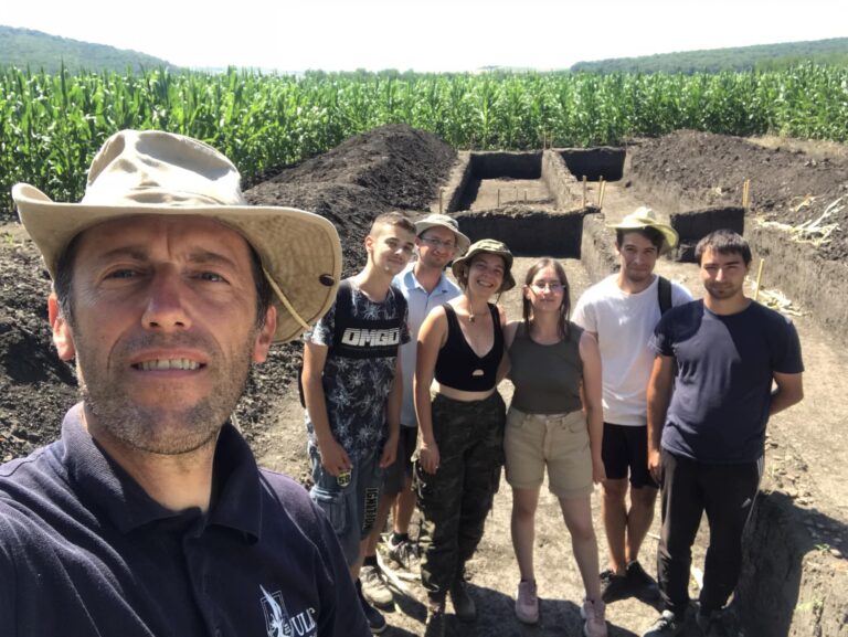 Profesor universitar din Sibiu numit in conducerea Fondului Cultural National Ioan Tiplic Este o onoare