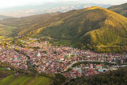 Raul Sadului deschide un Muzeu al Lanii in cadrul unei foste mori abandonate care a fost reabilitata