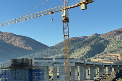 Risc de instabilitate pe traseul autostrazii Sibiu Pitestii statul solicita derogari de la reglementarile de mediu