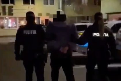 Talharie dupa o petrecere tanar retinut pentru furarea lantului unui sibian video