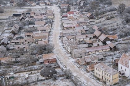 Transport gratuit catre Sibiu pentru pensionarii din Sura Mica conditii si documente necesare