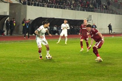 Un jucator de la FC Hermannstadt resemnat dupa infrangerea cu Rapid Am oprit motorul nu stiu de ce