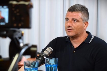 daniel niculae explodeaza dupa penalty ul anulat de var in prelungiri la meciul cu cfr decisia de pe terren trebuia sa fie mentinuta