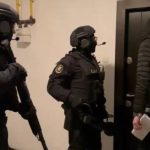 dealer de droguri de mare risc captureat la sibiu vindea cristal cu 100 de lei plicul si le expedia prin curier