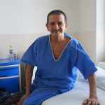 gest umanitar la spitalul judeean sibiu pacient fara venituri operat gratuit de cataracta