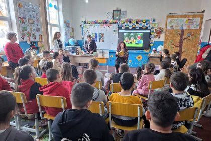 ziua nationala a lecturii sarbatorita in 70 de scoli din sibiu razvan pop este o necesitate esentiala pentru societate