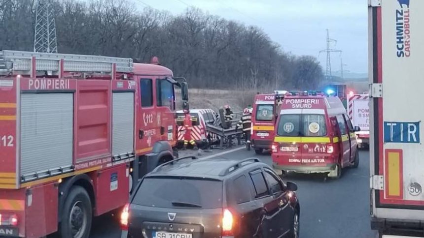 Accident in zona Hula Bradului trafic ingreunat pe DN1
