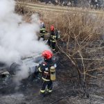 Accident intre Ighisu Vechi si Barghis o masina s a rasturnat si a luat foc fotografii