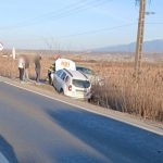 Accident pe DN1 langa Bradu doua autoturisme implicate foto