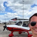 Avionul unui influencer rus doborat langa Moscova dupa ce a fost confundat cu o drona