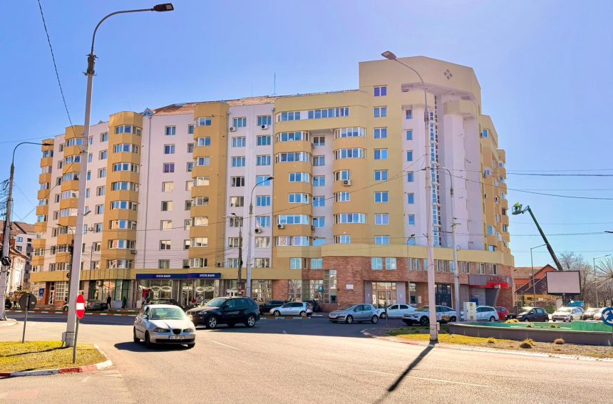 Blocul din Sibiu in care Primaria a investit aproape 11 milioane de lei 6 locatari au solicitat despagubiri pentru infiltratii video foto