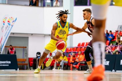 CSU invinge Steam te stiu sibienii raman in lupta pentru playoff