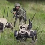 China progreseaza militar a dezvoltat o haita de roboti letali video
