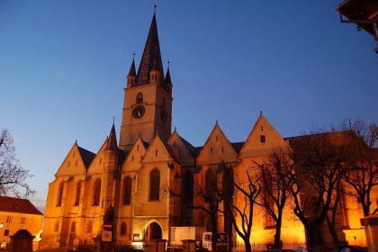 Concert de Paste cu Corul Bach la Biserica Evanghelica din Piata Huet eveniment special programat pentru duminica 5 aprilie 2026