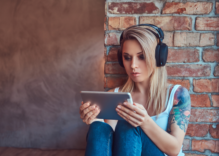 Copiii in pericol online in Romania 6 din 10 au primit mesaje cu continut sexual