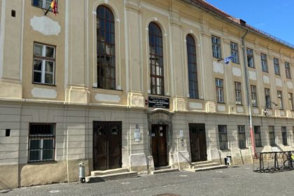 Directorii de scoli devin manageri versatili noi responsabilitati si abilitati