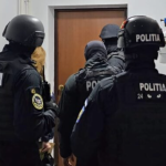 Doi tineri retinuti au sustras unelte si materiale in valoare de zeci de mii de lei de pe un santier