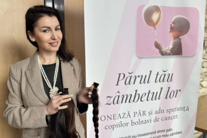 Gest emotionant la Consiliul Judetean Sibiu angajatii au donat par pentru perucile copiilor bolnavi de cancer