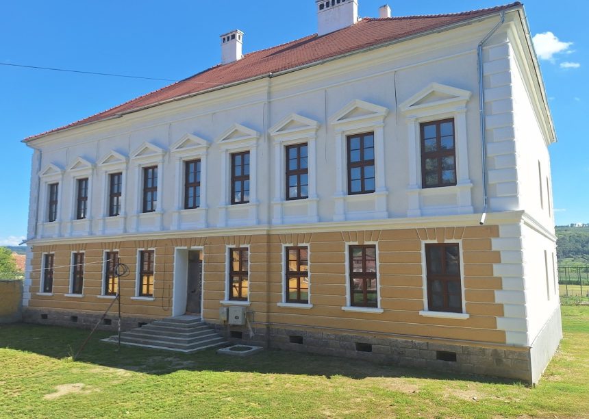 Hoghilag singura comuna din Romania cu doua scoli smart investitie de aproape 7 milioane lei