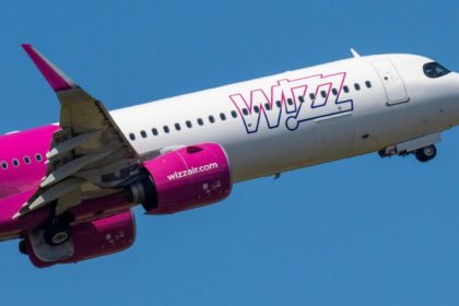 Incident la decolarea unui avion Wizz Air a revenit de urgenta pe aeroport