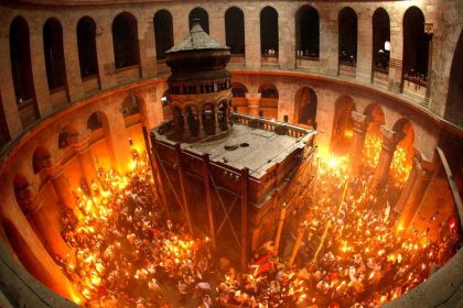 Informatii esentiale pentru credinciosii din Romania referitoare la Lumina Sfanta din Ierusalim