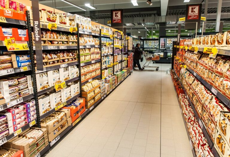 Lanturile de retail germane conduc importurile de alimente in Romania in 2025