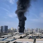 Mai multe explozii luni dimineata in Dubai avioane de vanatoare observate pe cer