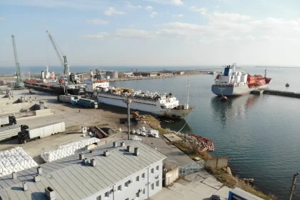 Nava scufundata in Portul Midia o persoana a decedat