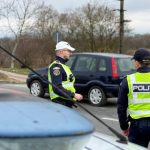 Nereguli constatate in trafic la Sibiu sofer oprit imediat pe marginea drumului