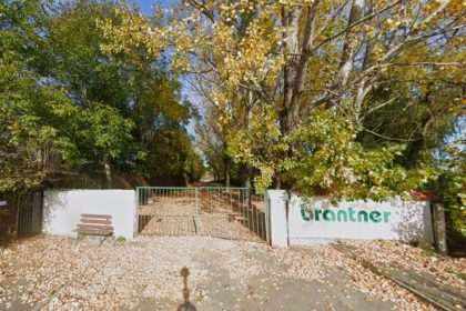 Noile blocuri aparute in cartierul Lazaret starnesc nemultumirea locuitorilor Traficul este extrem de aglomerat cartierul nu dispune de un parc