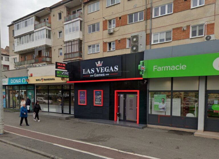 Pacanelele raman in Sibiu Primaria doreste doar sa le relocateze de langa scoli si din centrul orasului