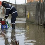 Pericol de inundatii pe rauri in 16 judete pot aparea viituri