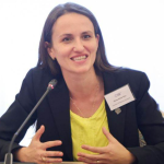 Peste 7400 de romani s au inscris la concursul pentru functii publice europene MAE ofera sesiuni gratuite de pregatire